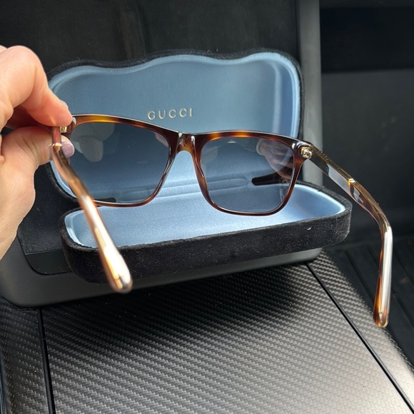 *SOLD*Gucci Brown Designer Glasses with Stylish Frame - Picture 4 of 4